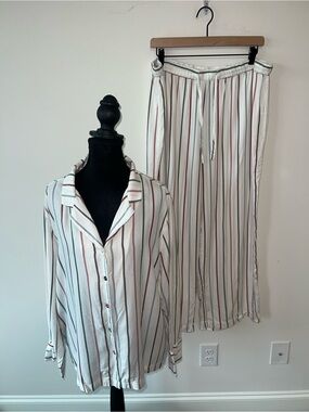 Cozy Earth Striped Pajama Set Long Sleeve Top & Drawstring Pants Cottage Stripe